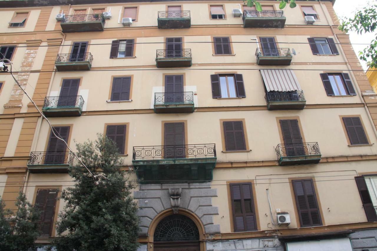 B&B Le Porte Di Napoli エクステリア 写真