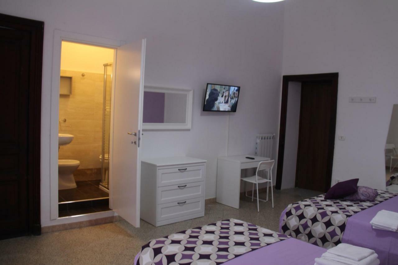 B&B Le Porte Di Napoli エクステリア 写真