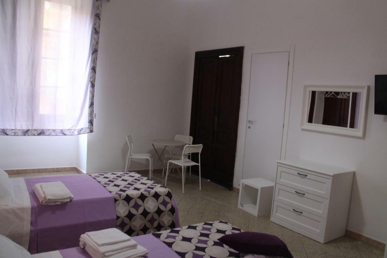 B&B Le Porte Di Napoli エクステリア 写真