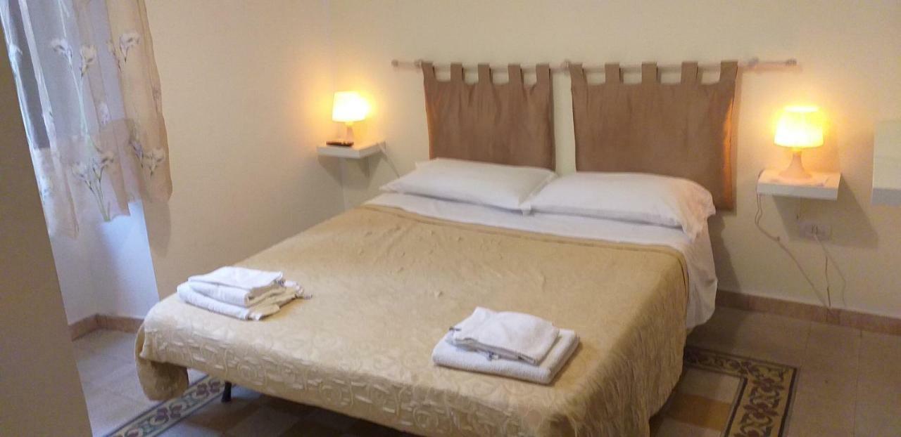B&B Le Porte Di Napoli エクステリア 写真